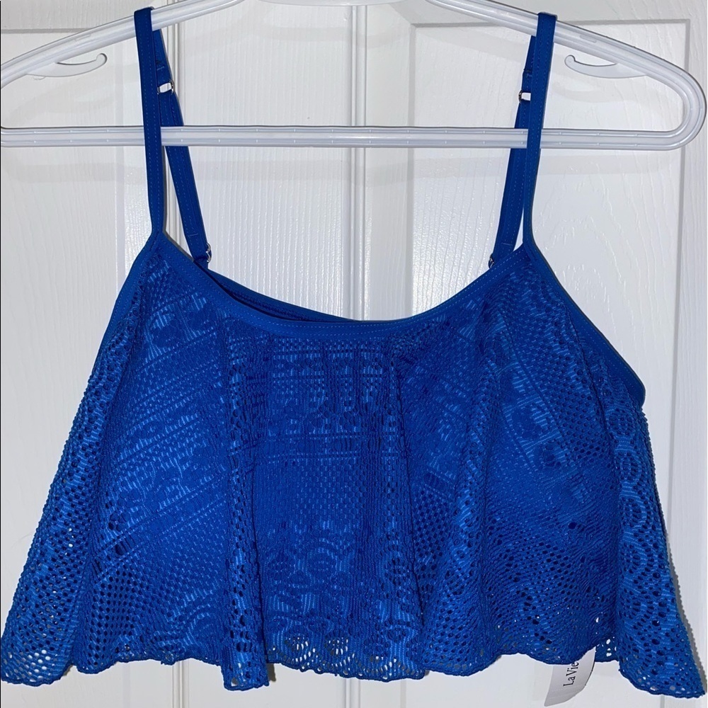 La vie en rose ruffle bikini top